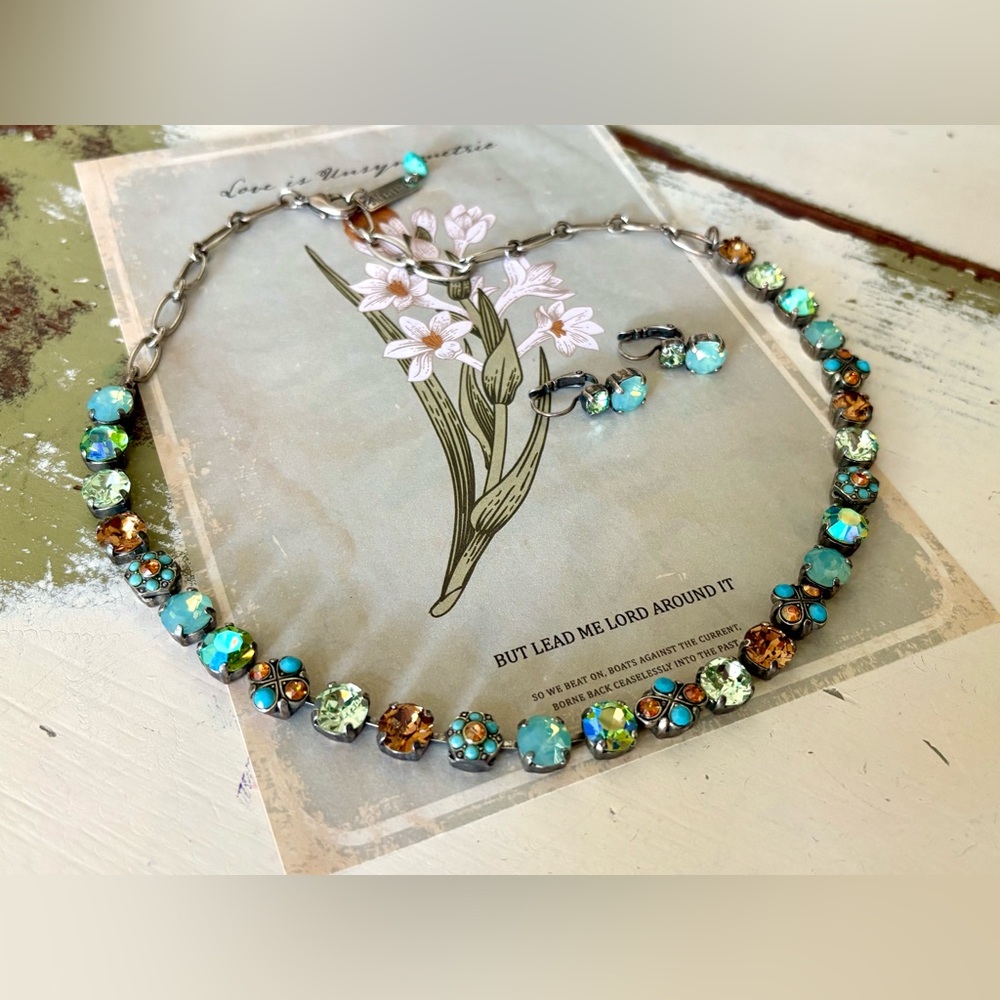 Like NEW!! Mariana Earth Tone Crystal Necklace Earrings Set - Picture 3 of 9